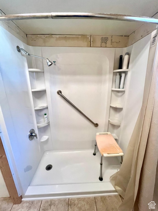96 W 200 N, Richfield, UT 84701 - bathroom with a shower