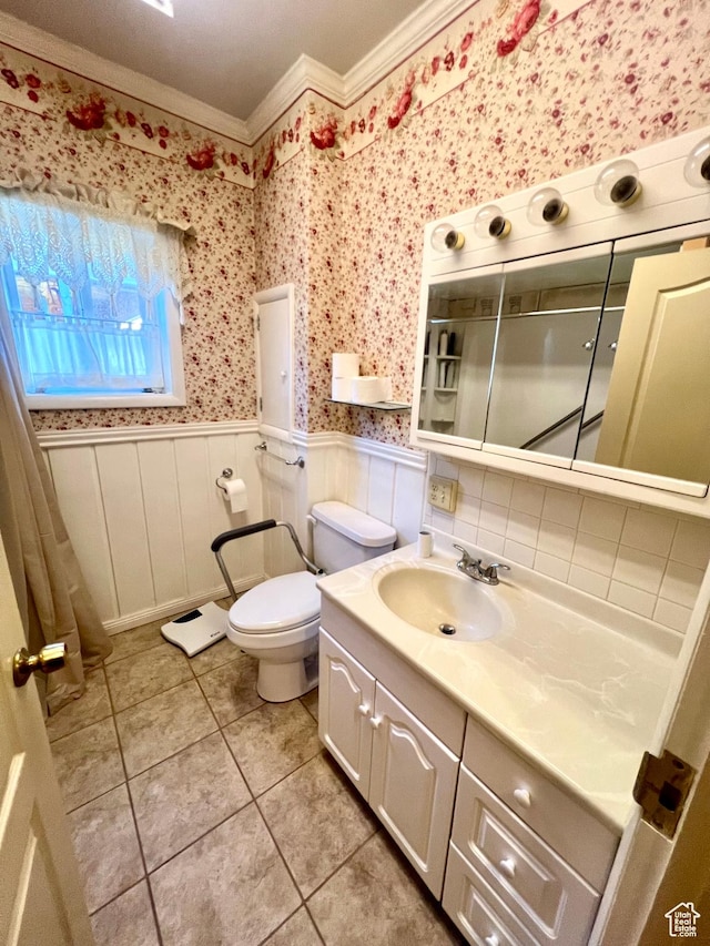 96 W 200 N, Richfield, UT 84701 - bathroom with crown molding, toilet, tile patterned flooring, and vanity