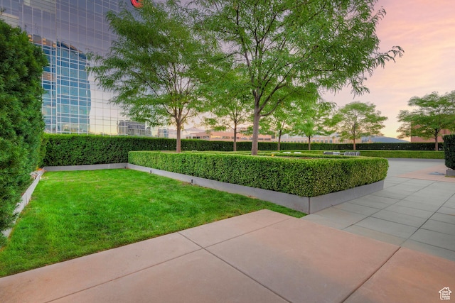 268 S State St E Unit 418, Salt Lake City, UT 84111 - surrounding community featuring a yard