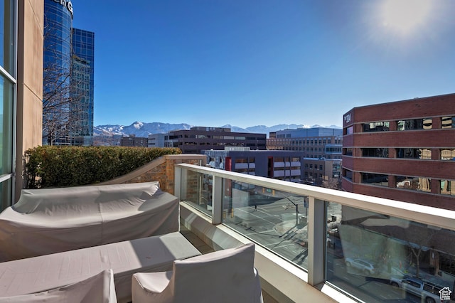 268 S State St E Unit 418, Salt Lake City, UT 84111 - balcony featuring a mountain view