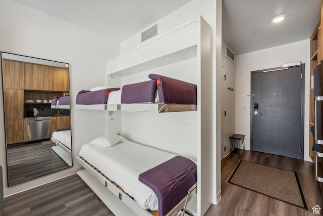 2670 W Canyons Resort Dr Unit 207, Park City, UT 84098 - bedroom featuring dark hardwood / wood-style floors