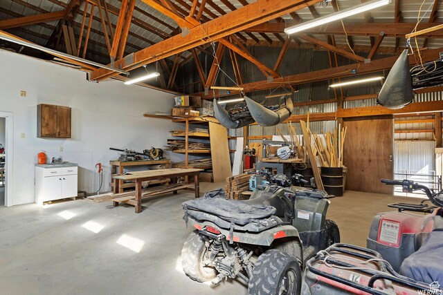 712 S 6150 W, Ogden, UT 84404 - garage featuring a workshop area