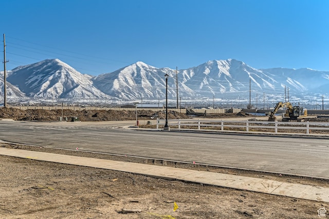 view of mountain feature