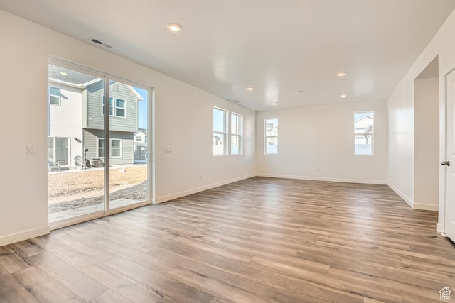 1639 N 800 W, Salem, UT 84653 - empty room featuring light wood finished floors, baseboards, and recessed lighting
