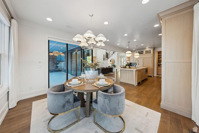 2905 E Denmark Dr, Cottonwood Heights, UT 84121 - dining space featuring an inviting chandelier, dark wood-style flooring, recessed lighting, and baseboards