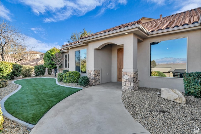 235 W Golden Eagle Cir, St George, UT 84770 - doorway to property featuring a lawn