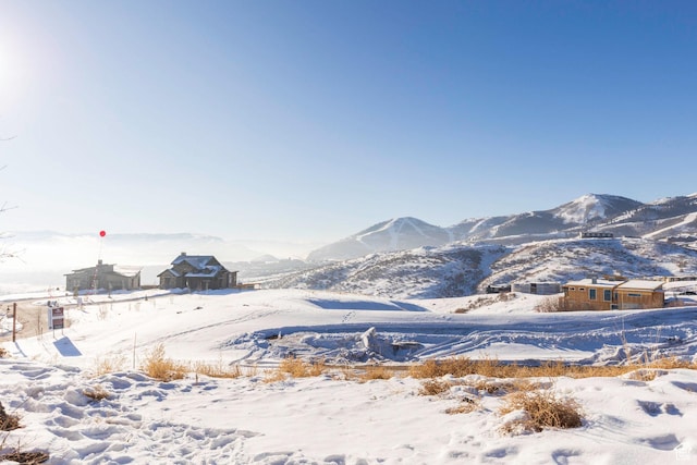 property view of mountains