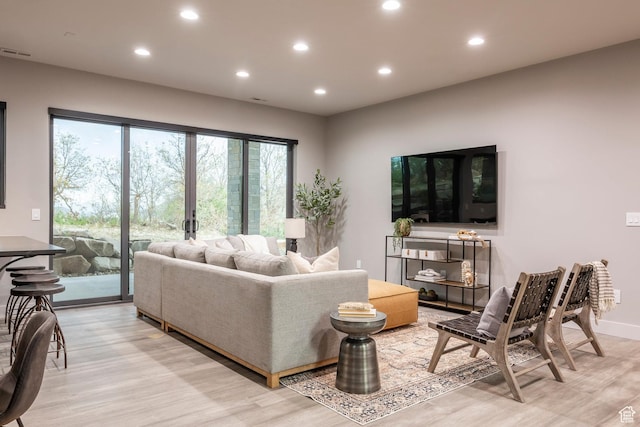 1817 W Skyridge Dr, Heber City, UT 84032 - living area featuring light wood-style flooring and recessed lighting