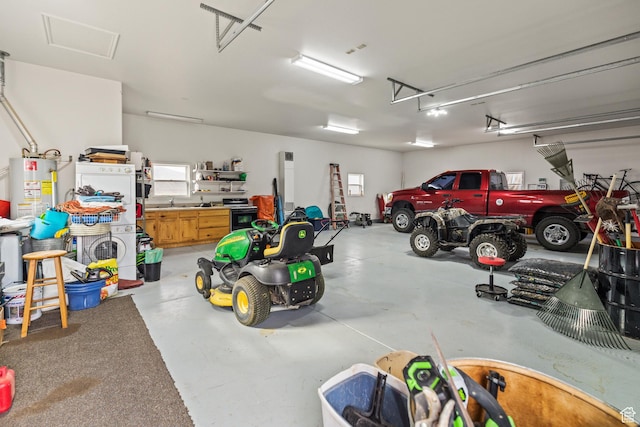 655 W 85 S, Glenwood, UT 84730 - garage with water heater