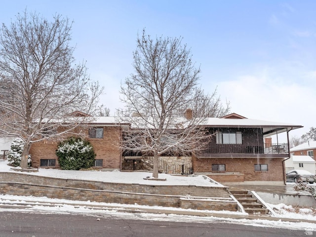 view of front of house