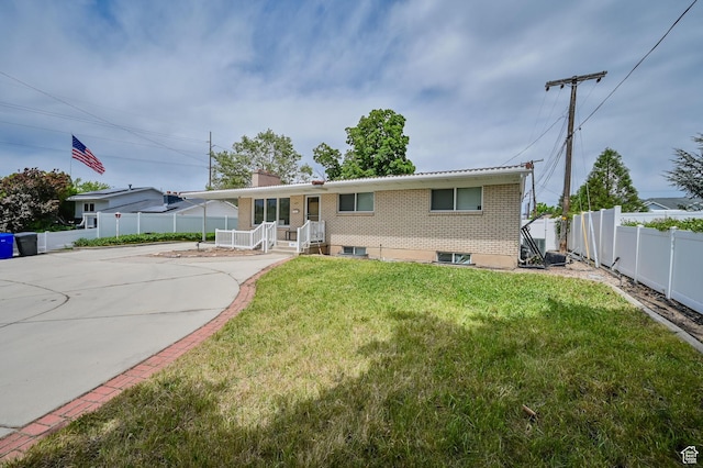 927 E 5650 S, Murray, UT 84121 - ranch-style house featuring a front lawn