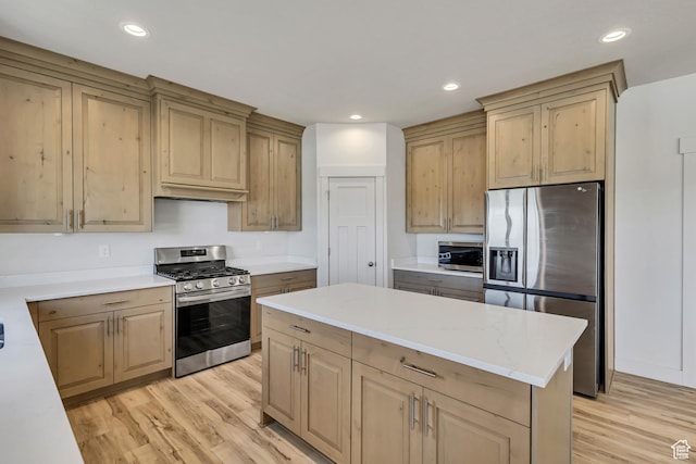 4024 W 2875 N, Plain City, UT 84404 - kitchen featuring appliances with stainless steel finishes, light wood-style floors, recessed lighting, and light brown cabinets