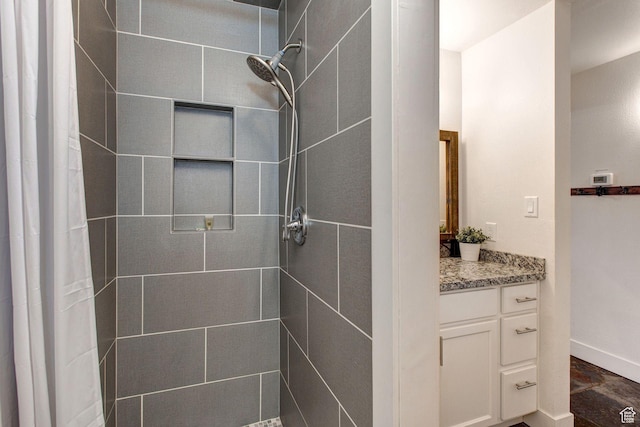2325 Sidewinder Dr Unit 821, Park City, UT 84060 - bathroom with vanity and curtained shower