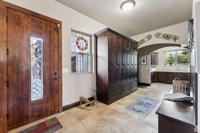 3180 E Stoney Creek Cir S, Heber City, UT 84032 - entrance foyer featuring arched walkways and baseboards