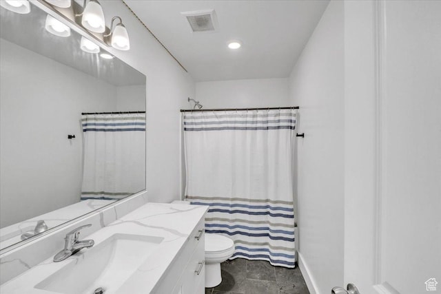 full bathroom with vanity, toilet, a shower with curtain, and visible vents