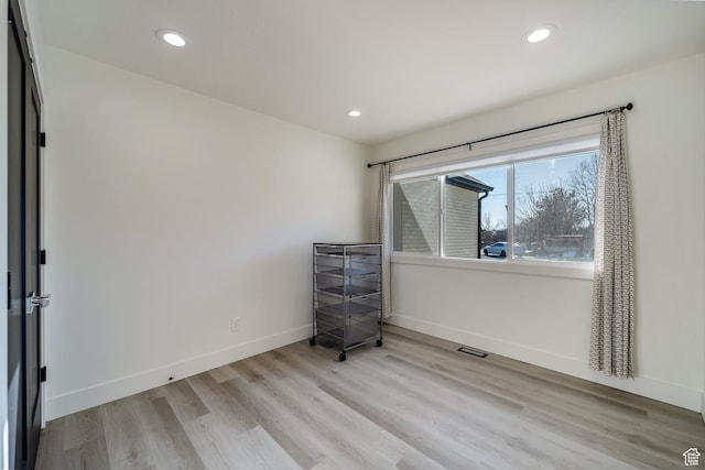 1489 E Spring Ln S, Holladay, UT 84117 - unfurnished room featuring light hardwood / wood-style flooring