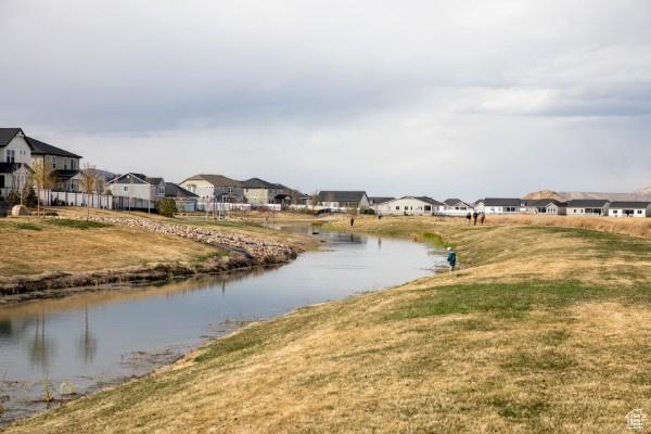 324 S Hayes Well Ln, Saratoga Springs, UT 84045 - property view of water featuring a residential view
