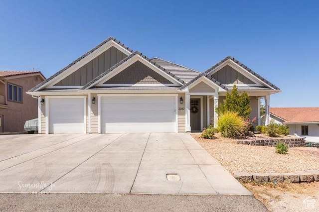 view of front of property featuring a garage
