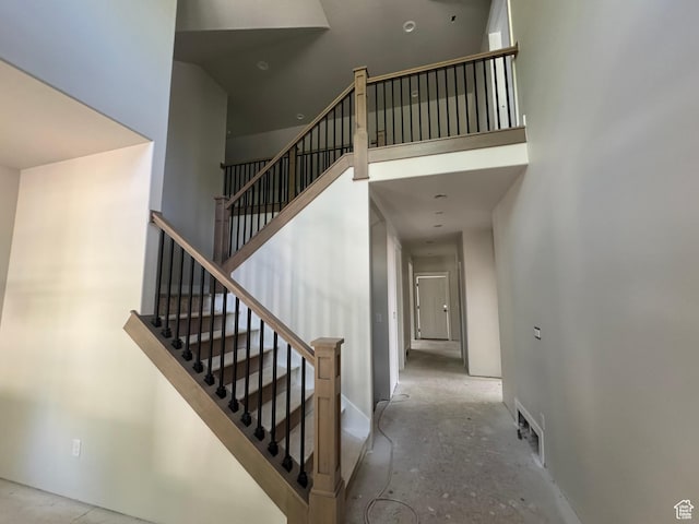 21 N 100 W Unit 3, Farmington, UT 84025 - stairway with a towering ceiling