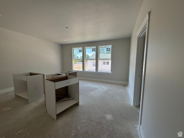 21 N 100 W Unit 3, Farmington, UT 84025 - hallway with baseboards