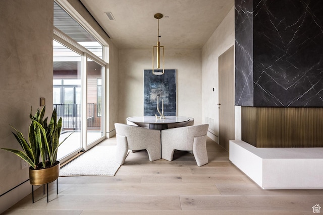 1920 E Rodeo Walk Dr Unit 516, Holladay, UT 84117 - dining area featuring wood finished floors