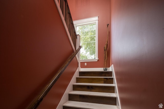 424 E Secret Cove Ct, Moab, UT 84532 - view of staircase