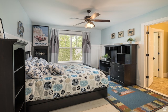 424 E Secret Cove Ct, Moab, UT 84532 - bedroom featuring a ceiling fan