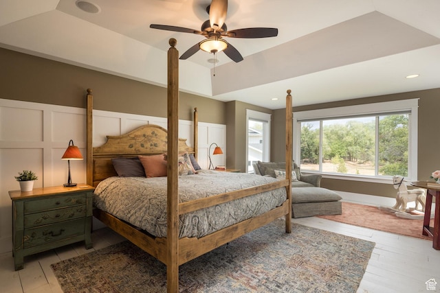 424 E Secret Cove Ct, Moab, UT 84532 - bedroom with a ceiling fan