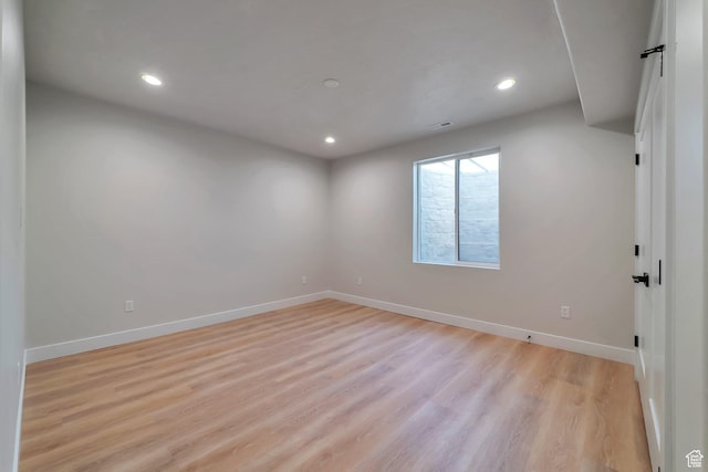 1521 E Thorpe Dr, Eagle Mountain, UT 84005 - unfurnished room featuring recessed lighting, baseboards, and light wood finished floors