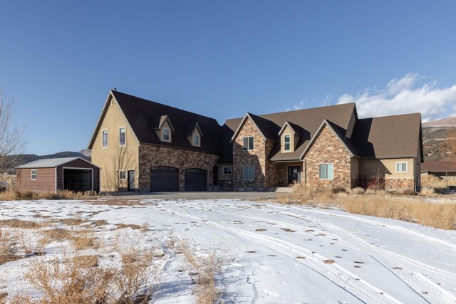 view of front of house featuring a garage