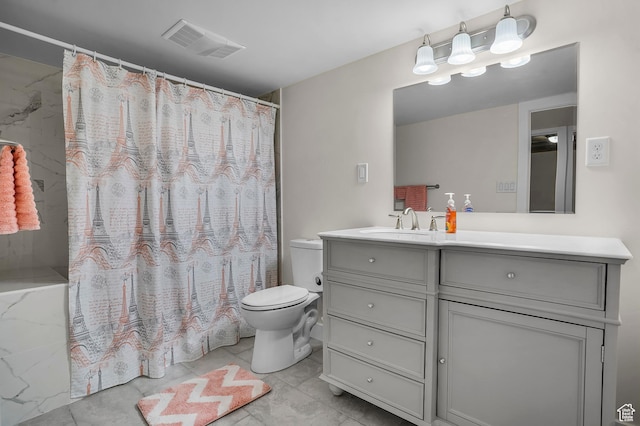 full bath with a shower with shower curtain, visible vents, vanity, and toilet