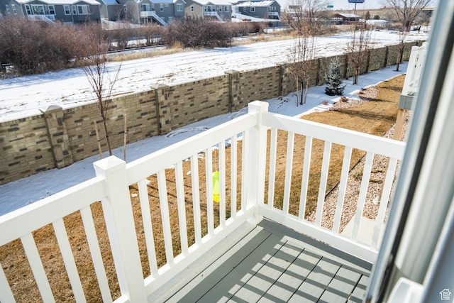 987 W 40 N, Spanish Fork, UT 84660 - view of snow covered deck