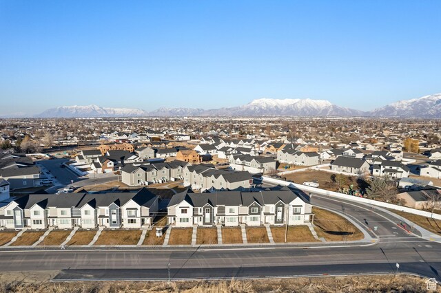 bird's eye view with a mountain view