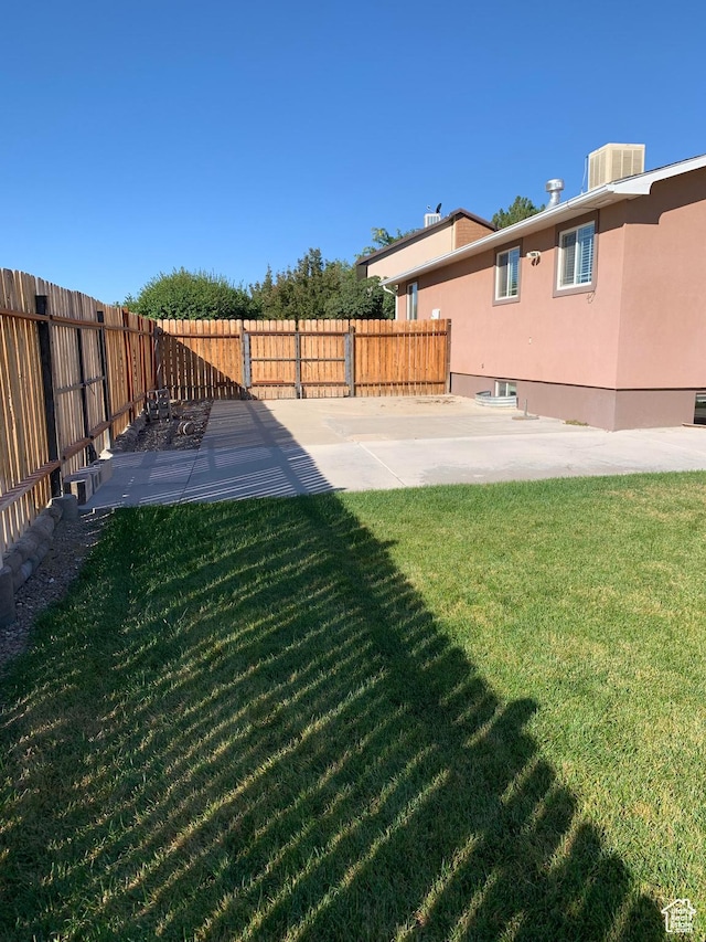 685 W 2550 S, Price, UT 84501 - view of yard featuring central AC unit and a patio