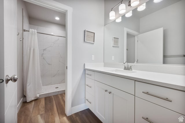 3980 S Jackson Dr Unit 6, Washington, UT 84780 - bathroom featuring vanity, hardwood / wood-style floors, and curtained shower