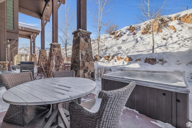 4163 Fairway Ln Unit B-4, Park City, UT 84098 - exterior space with a hot tub