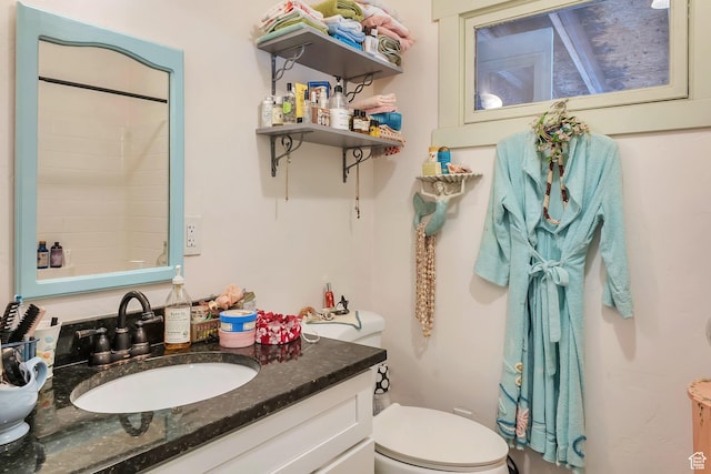 700 S 800 E, Springville, UT 84663 - bathroom with vanity and toilet