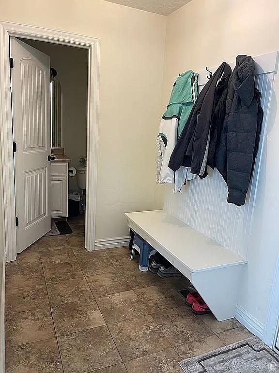 view of mudroom