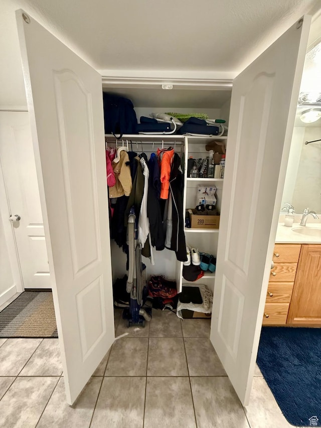 1855 N 860 W, Orem, UT 84057 - closet with a sink