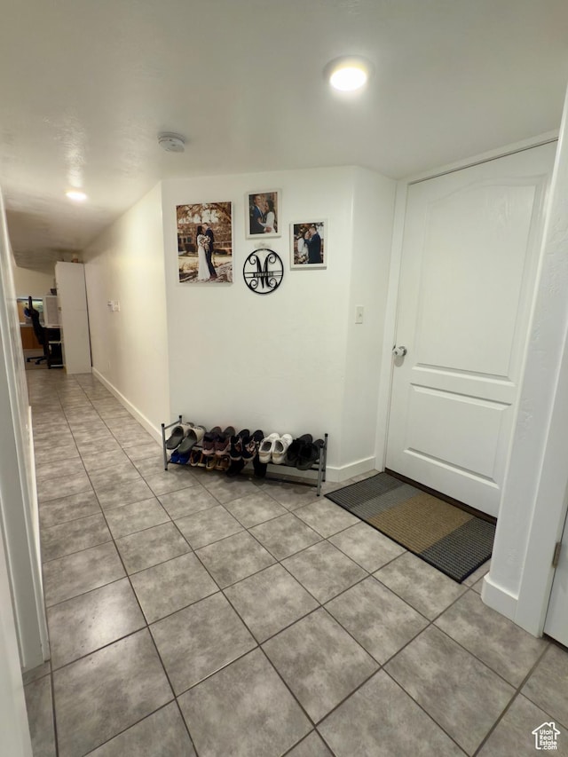1855 N 860 W, Orem, UT 84057 - entryway featuring light tile patterned flooring and baseboards