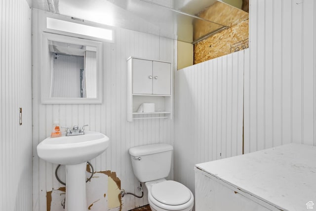 506 S 330 E, American Fork, UT 84003 - bathroom featuring a sink and toilet