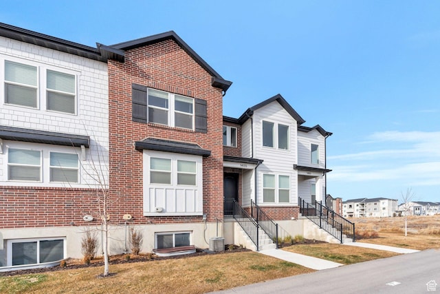 1455 N 3600 W, Lehi, UT 84043 - view of front facade with central AC unit and a front yard