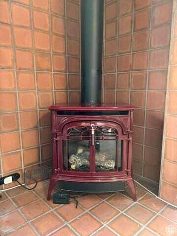 286 W Eagles Roost St Unit A108, Brian Head, UT 84719 - details featuring a wood stove