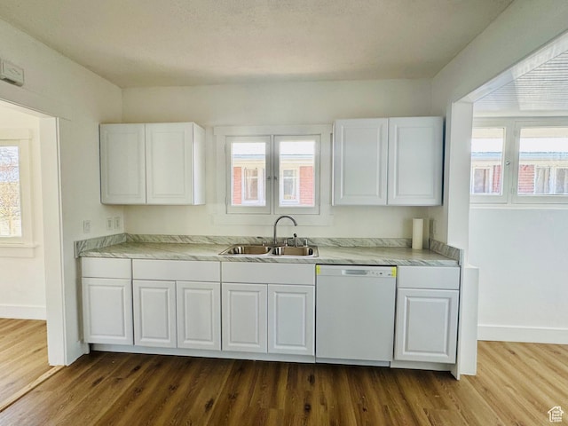 2721 Gramercy Ave, Ogden, UT 84403 - kitchen featuring a sink, baseboards, dishwasher, and dark wood-style floors
