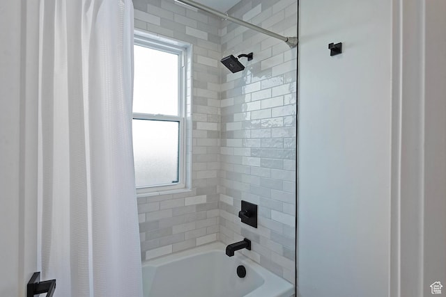full bath featuring shower / bath combo with shower curtain