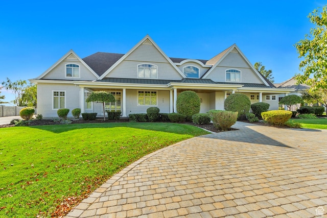 view of front of house with a front yard