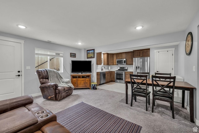 1932 W 200 N, Kaysville, UT 84037 - carpeted living room featuring sink