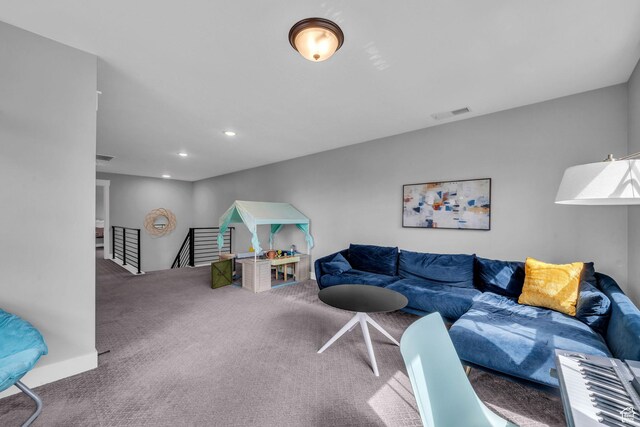 1932 W 200 N, Kaysville, UT 84037 - living room with carpet