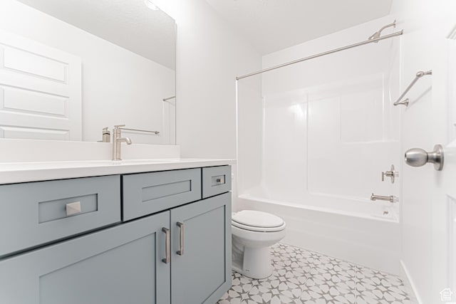 4696 S Alder Dr Unit 214, Mapleton, UT 84664 - bathroom with vanity, toilet, and  shower combination