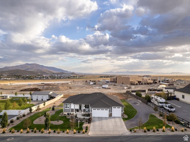 1352 E Abigail Ln, Eagle Mountain, UT 84005 - drone / aerial view featuring a mountain view